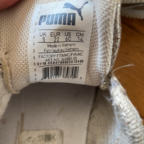 Puma Toddler Gold Glitter Velcro Sneakers Size 6 - Picture 9 of 9